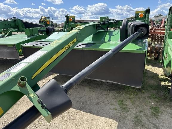 Image of John Deere 630 equipment image 1