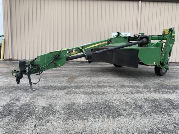 2012 John Deere 630 Equipment Image0
