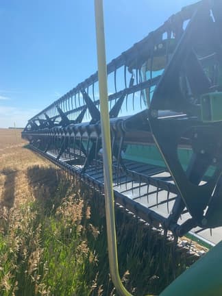 Image of John Deere 630D equipment image 4