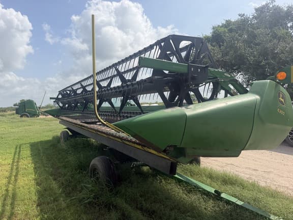 Image of John Deere 630D equipment image 2