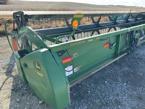 Image of John Deere 630F equipment image 4