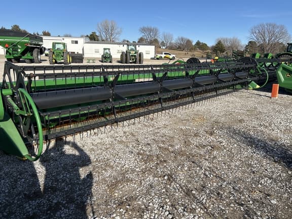 Image of John Deere 630F equipment image 1