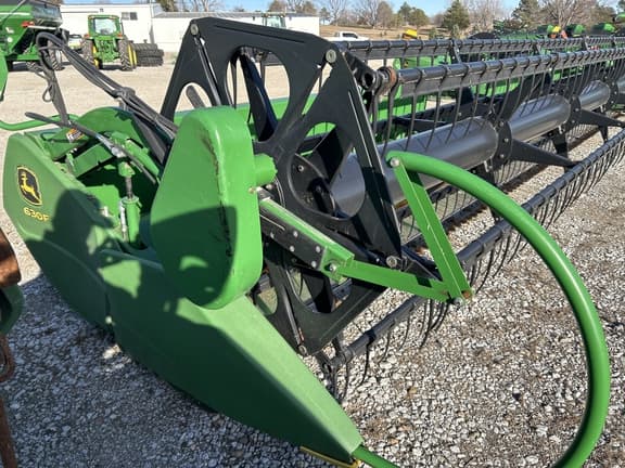 Image of John Deere 630F equipment image 3