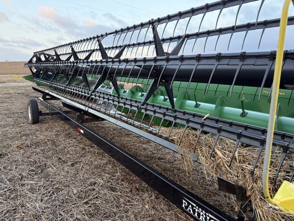 Image of John Deere 630F equipment image 2