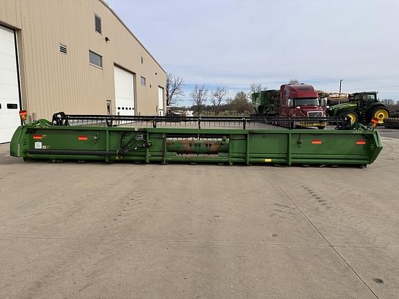 Image of John Deere 630F equipment image 3