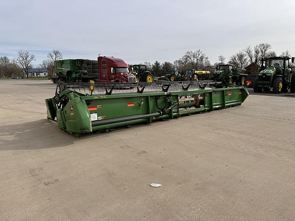 Image of John Deere 630F equipment image 4