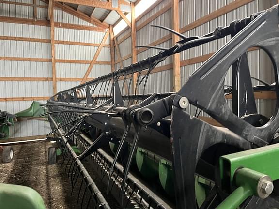 Image of John Deere 630F equipment image 4