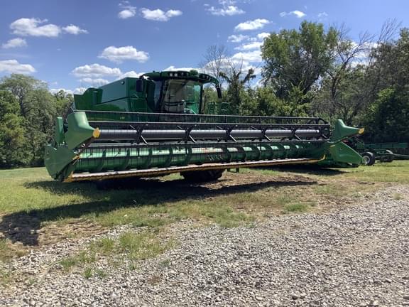 Image of John Deere 630F equipment image 1