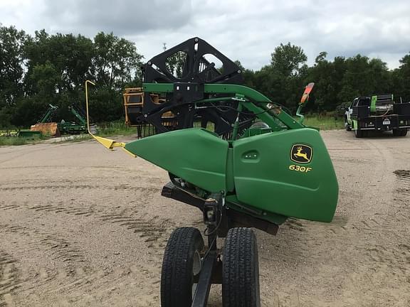 Image of John Deere 630F equipment image 3
