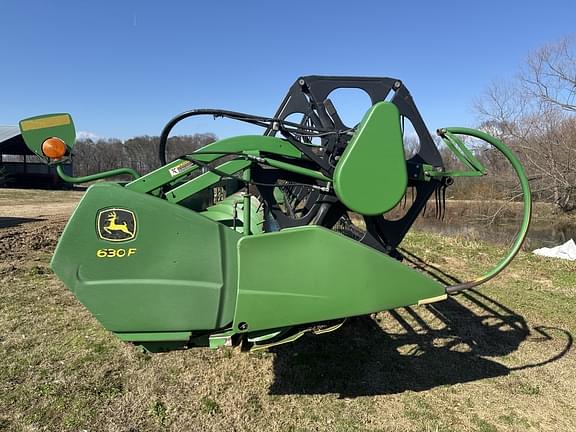 Image of John Deere 630F equipment image 4