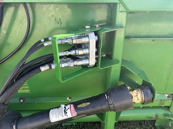 Image of John Deere 630F equipment image 4