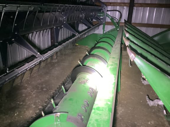 Image of John Deere 630F equipment image 3