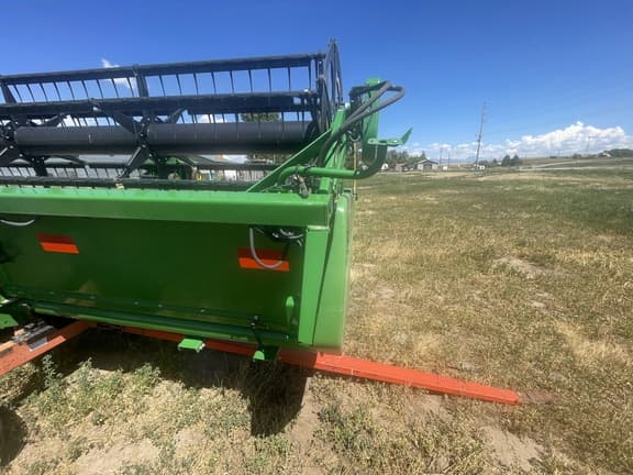 Image of John Deere 630R equipment image 4