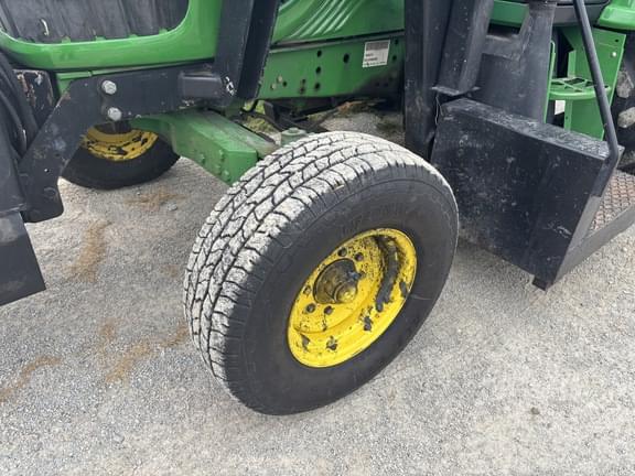 Image of John Deere 6330 equipment image 2
