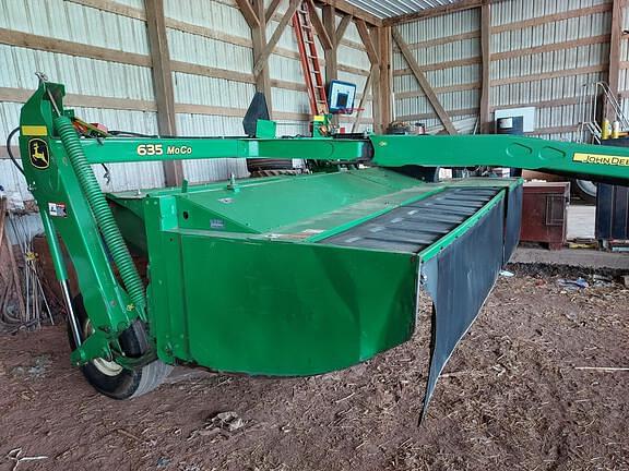 Image of John Deere 635 equipment image 2