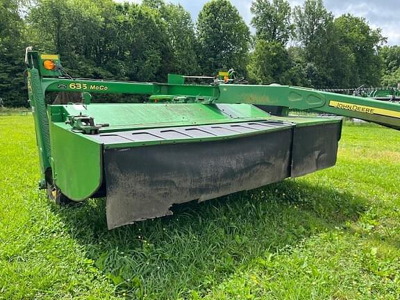 Image of John Deere 635 equipment image 1