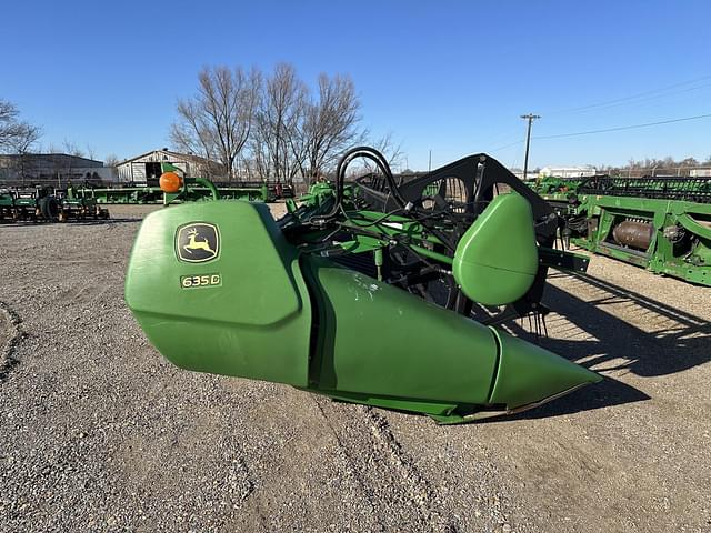 Image of John Deere 635D equipment image 2