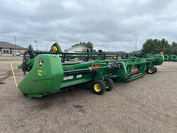 Image of John Deere 635D equipment image 2