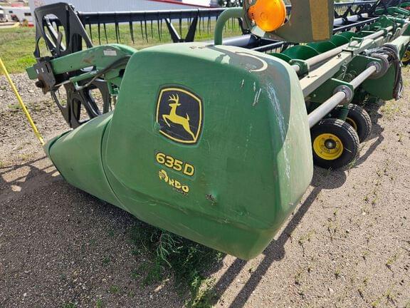 Image of John Deere 635D equipment image 1