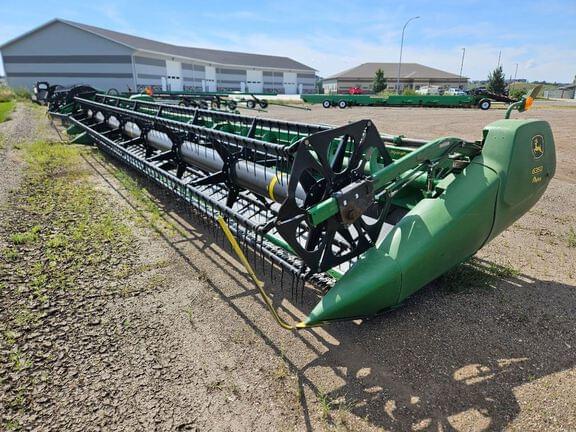 Image of John Deere 635D Primary image