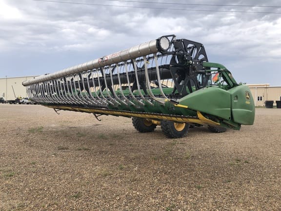 Main image John Deere 635F