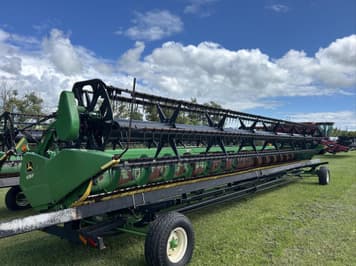 Main image John Deere 635F