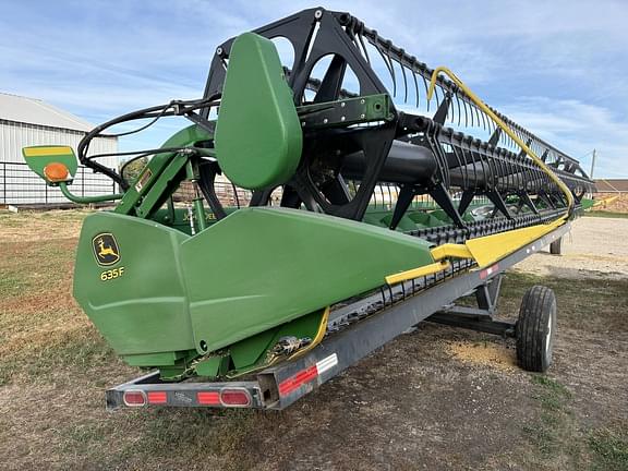 Image of John Deere 635F equipment image 2