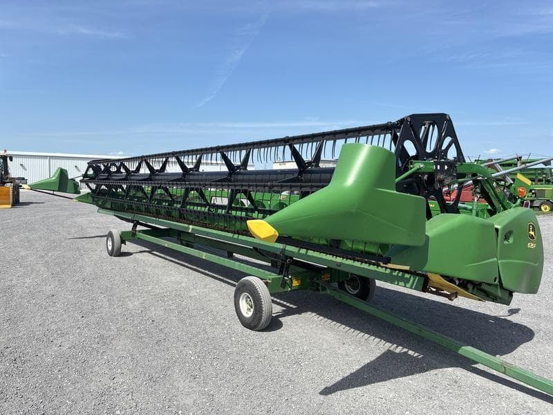 Image of John Deere 635F Primary image