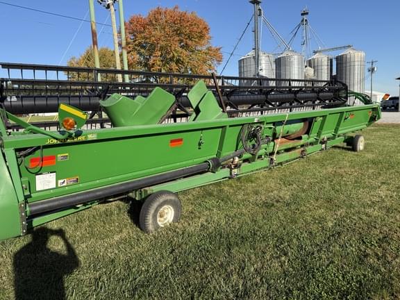 Image of John Deere 635F equipment image 2