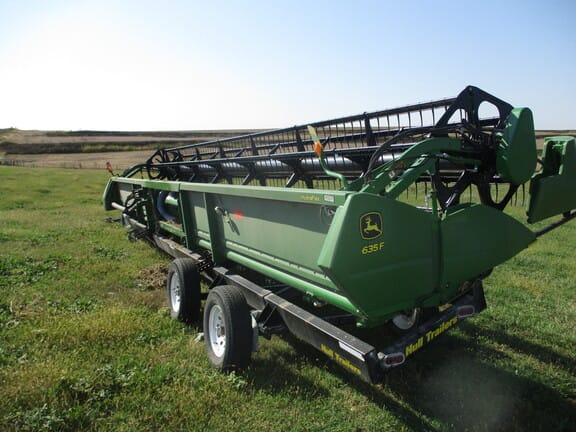 Main image John Deere 635F