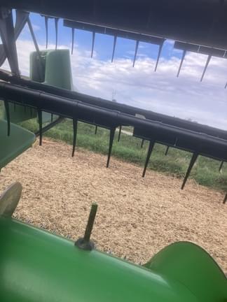 Image of John Deere 635F equipment image 3