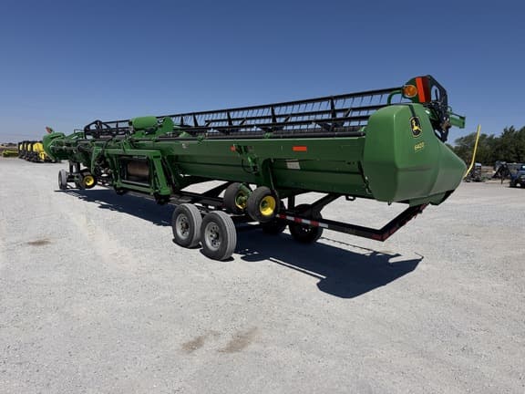 Image of John Deere 635F equipment image 4