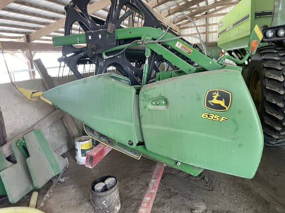 Image of John Deere 635F equipment image 1