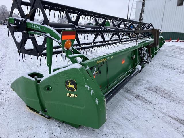 Image of John Deere 635F equipment image 2
