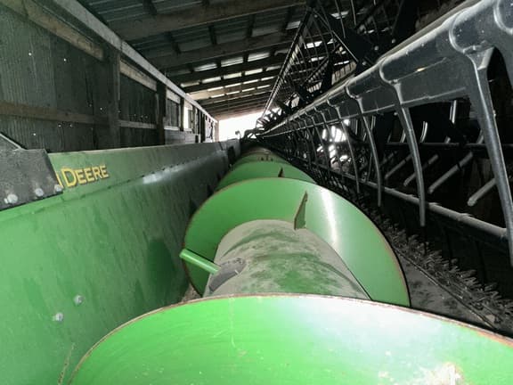 Image of John Deere 635F equipment image 4