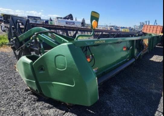 Image of John Deere 635F equipment image 3