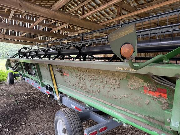 Image of John Deere 635F equipment image 3