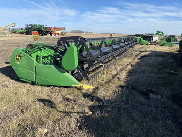 Main image John Deere 635F
