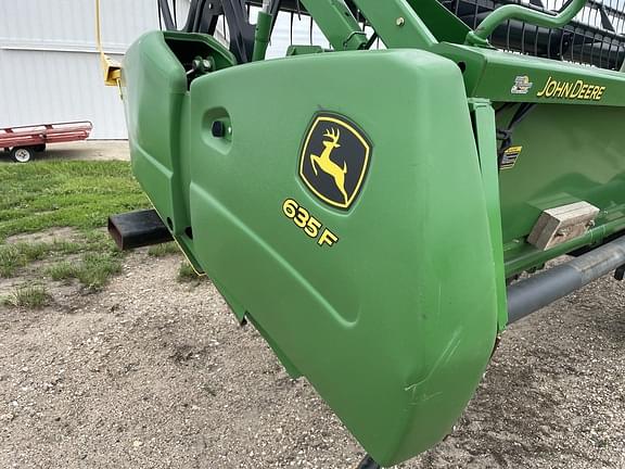 Image of John Deere 635F equipment image 3