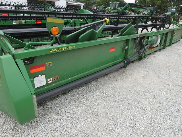 Image of John Deere 635F equipment image 4