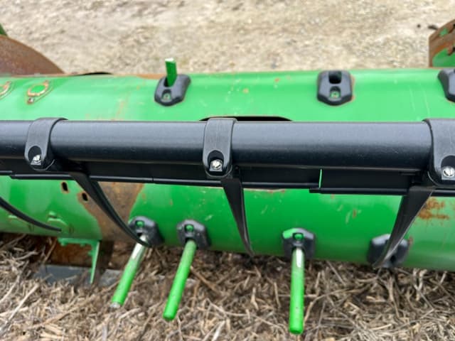 Image of John Deere 635F equipment image 4