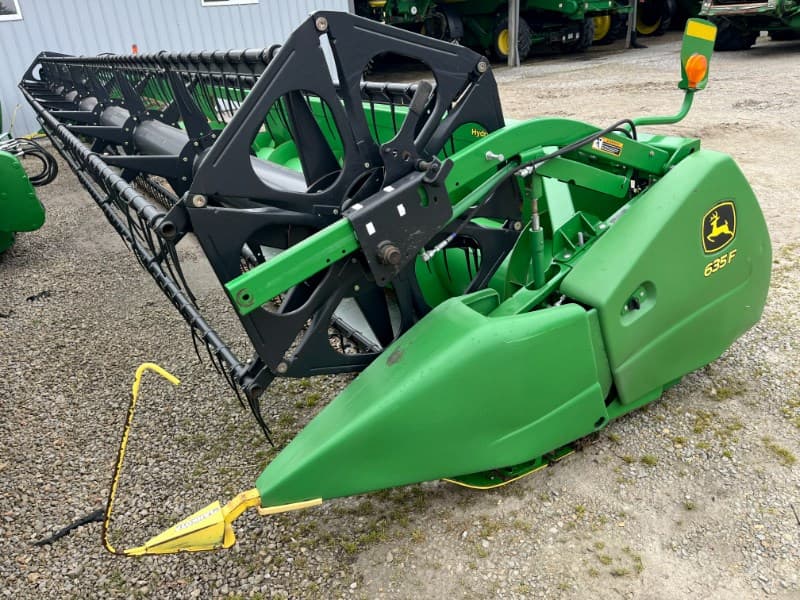 Image of John Deere 635F Primary image