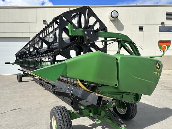 Image of John Deere 635FD equipment image 2