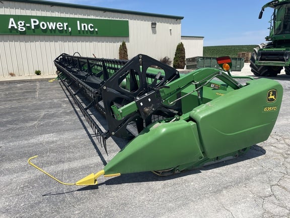SOLD - 2012 John Deere 635FD Stock No. 86624 Harvesting with 35 ft ...