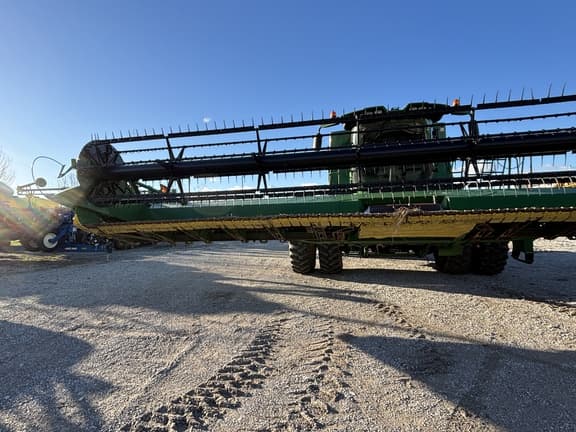 Image of John Deere 635FD equipment image 1