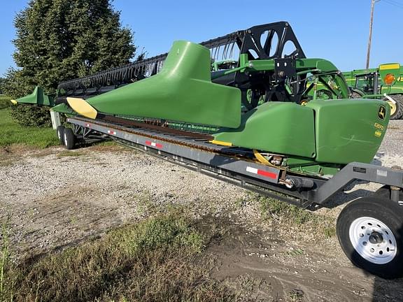 Image of John Deere 635FD equipment image 3