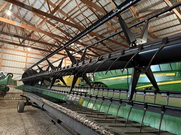 Image of John Deere 635FD equipment image 2