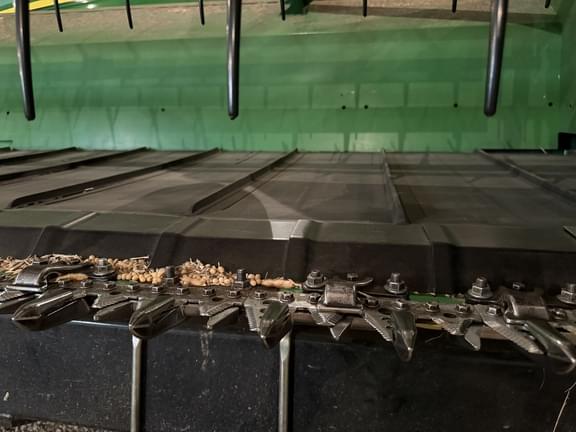 Image of John Deere 635FD equipment image 3