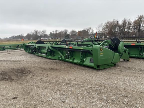Image of John Deere 635FD equipment image 4
