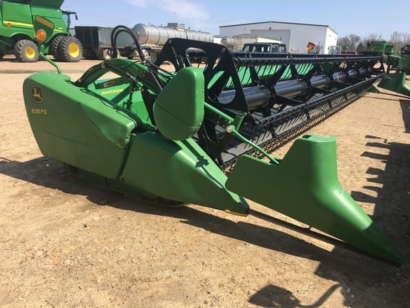 2012 John Deere 635FD Image